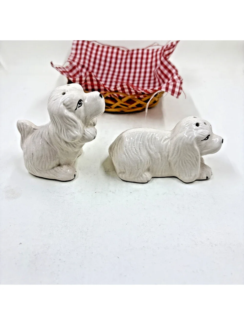 RARE Vintage Salt And Pepper Shakers Dog’s in a basket with red gingham fabric